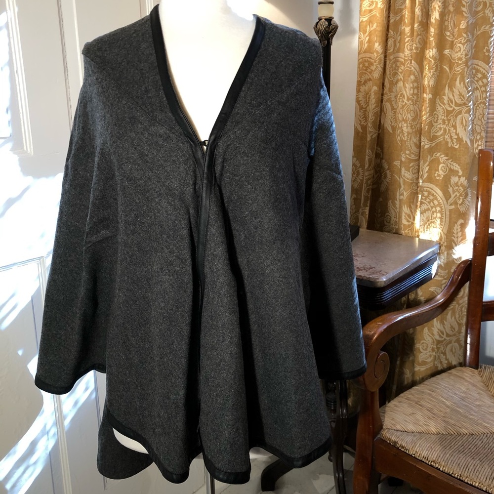 Willi Smith Grey Poncho